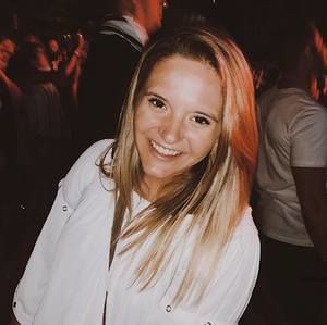 Meet your Posher, Kayla